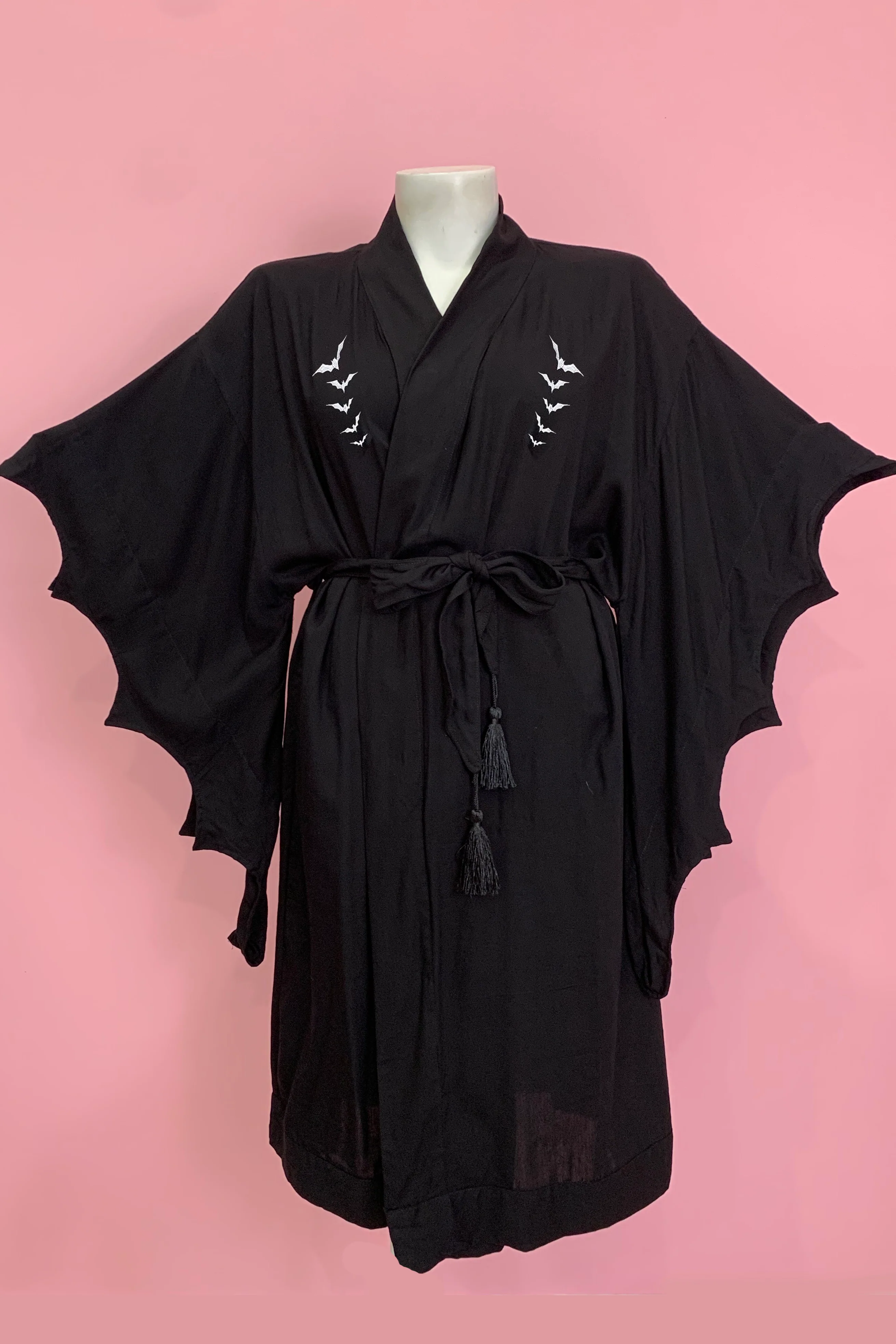 Nightfall Black Bat Vintage Gown - Curvy - Image 4