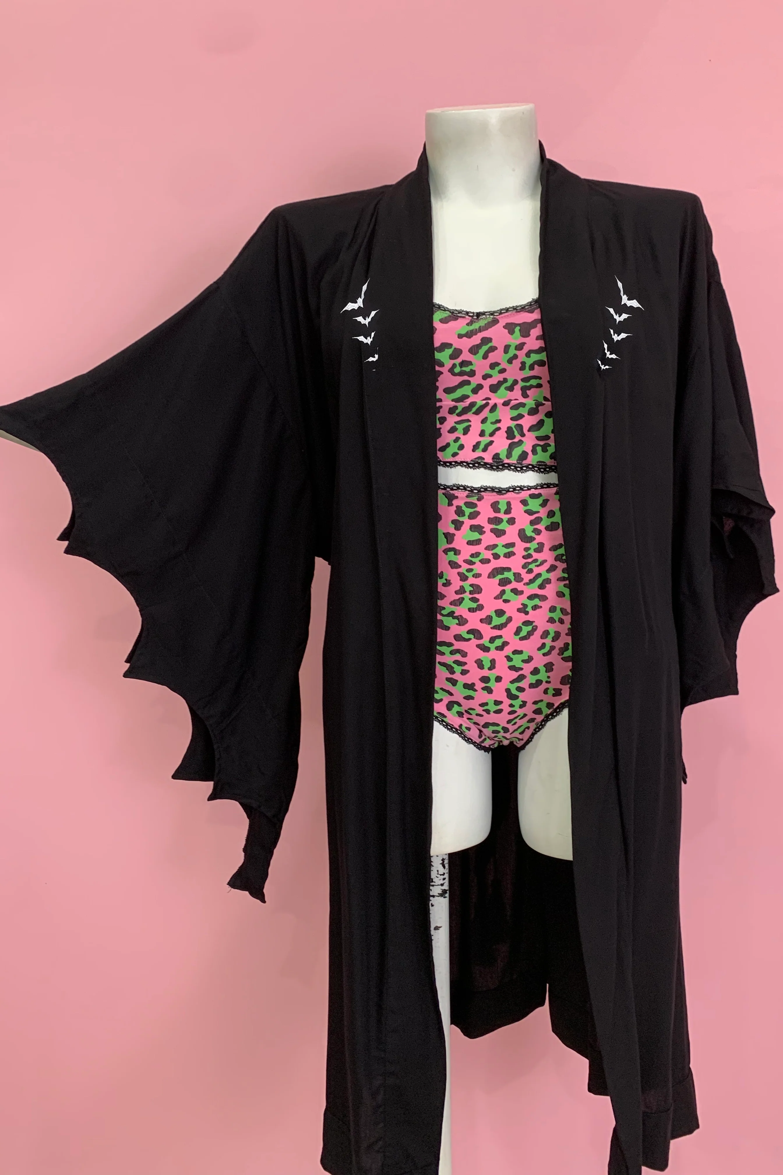Nightfall Black Bat Vintage Gown - Curvy - Image 6