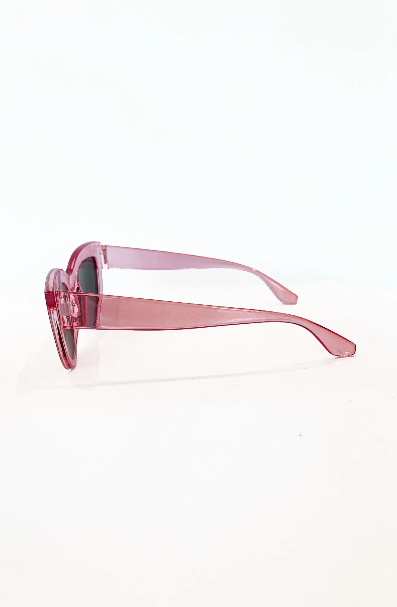 Pink Marilyn Catseye Sunglasses - Image 3